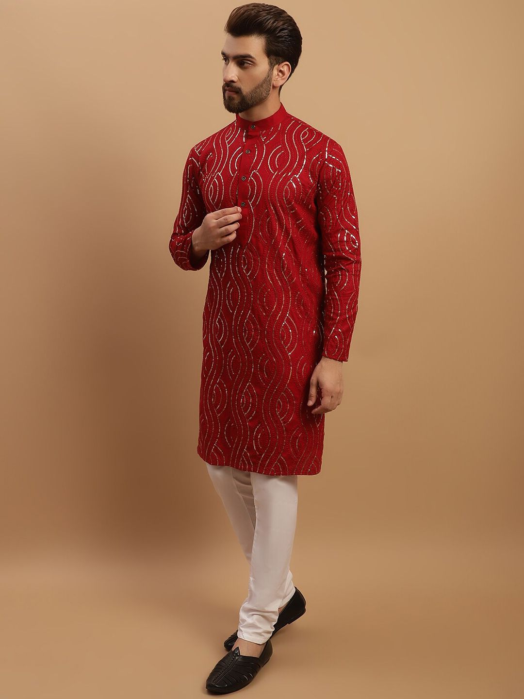 SOJANYA Kurta Kapas Tulen Bersulam Labuci dengan Jaket Churidar & Nehru Bersulam