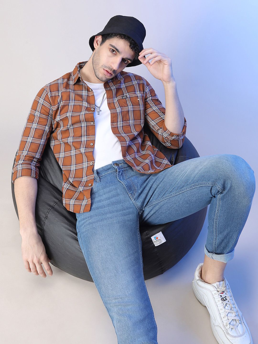 The Indian Garage Co Men Rust Orange & White Slim Fit Checked Casual Shirt