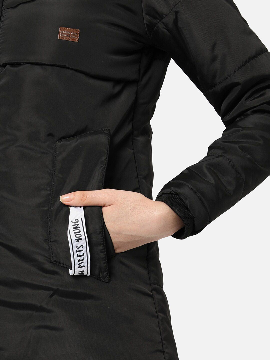 Campus Sutra Women Black Outdoor Puffer Jacket