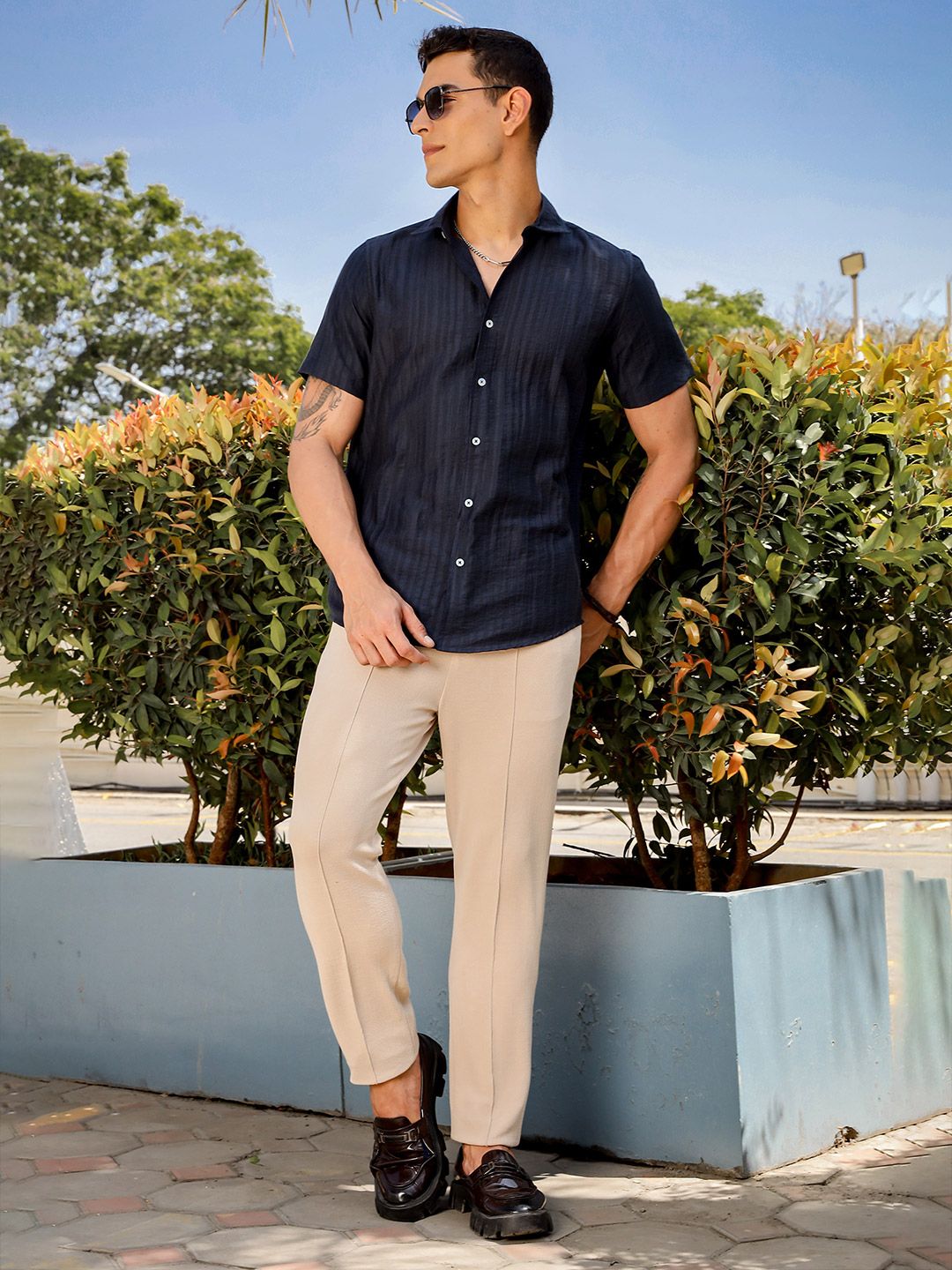 Thomas Scott Men Smart Slim Fit Spread Collar Vertical Striped Casual Shirt