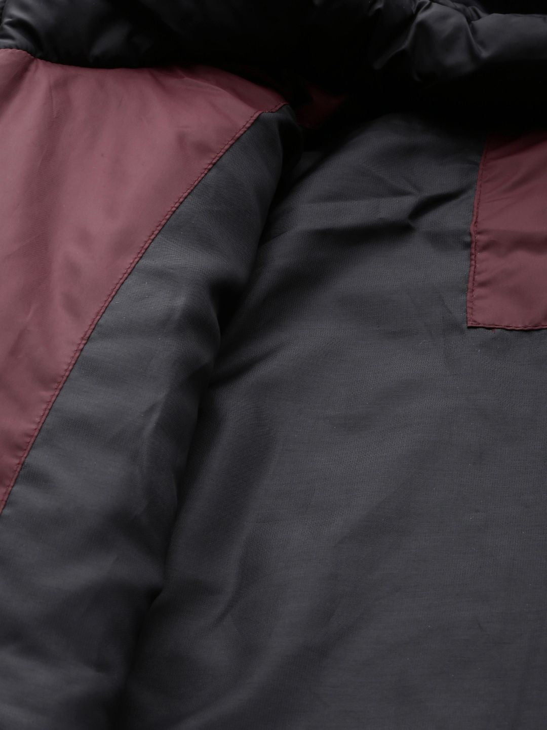 The Indian Garage Co Men Colourblock Zip-Front Hooded Puffer Jacket