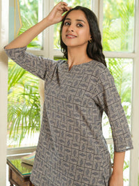 SANSKRUTIHOMES Grey & Cream Graphic Printed Pure Cotton Night Suit