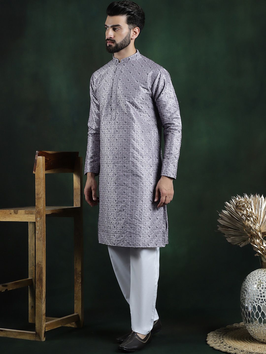 SOJANYA LUXE Ethnic Motifs Embroidered Regular Thread Work Kurta with Pyjamas