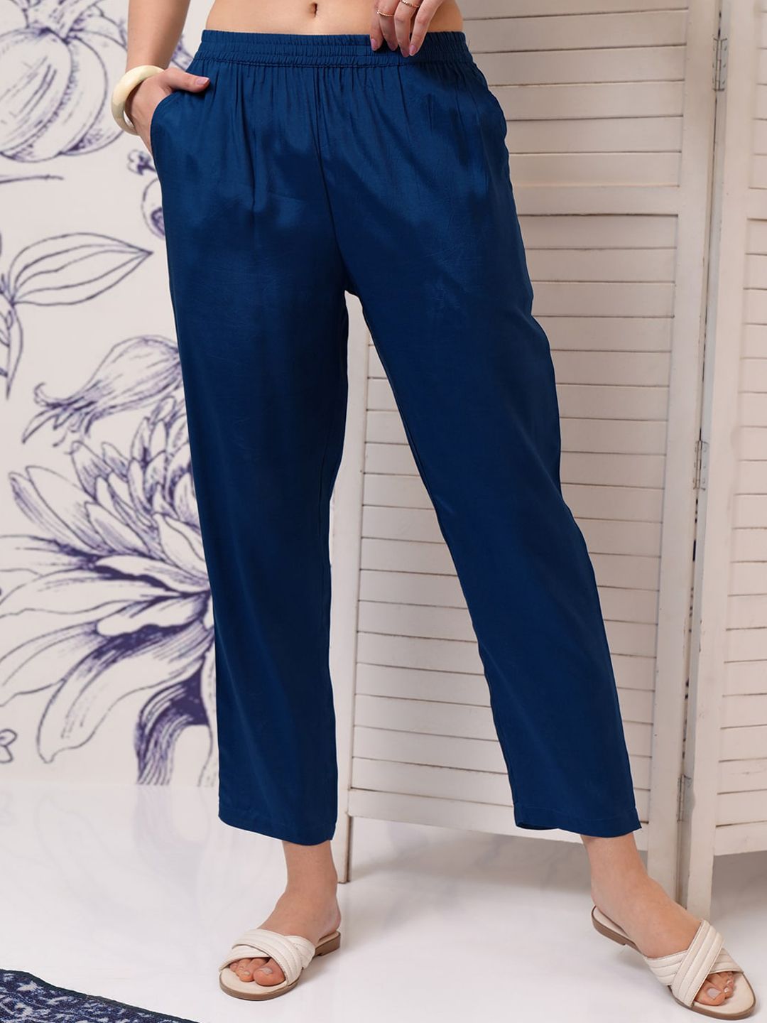 Vishudh Floral Printed Regular Kurta with Trousers & With Dupatta