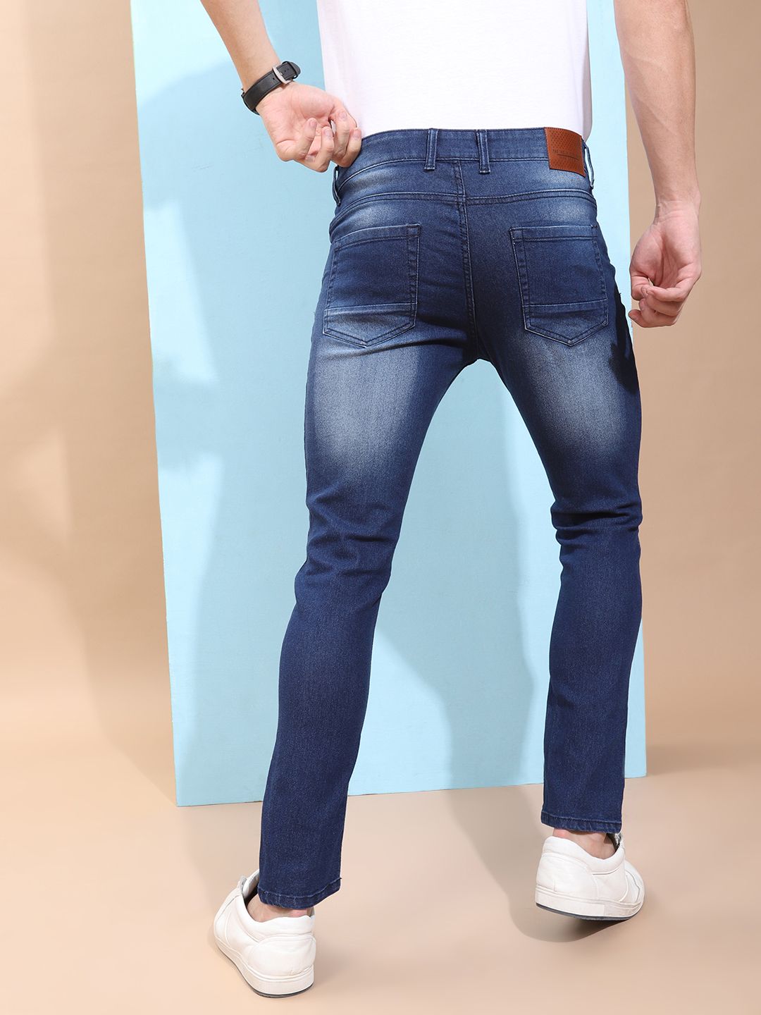 The Indian Garage Co Men Blue Slim Fit Low-Rise Clean Look Stretchable Jeans