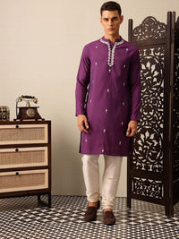 House of Pataudi Floral Embroidered Jashn Kurta