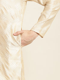 SOJANYA Men Cream-Coloured & Golden Ethnic Motifs Kurta