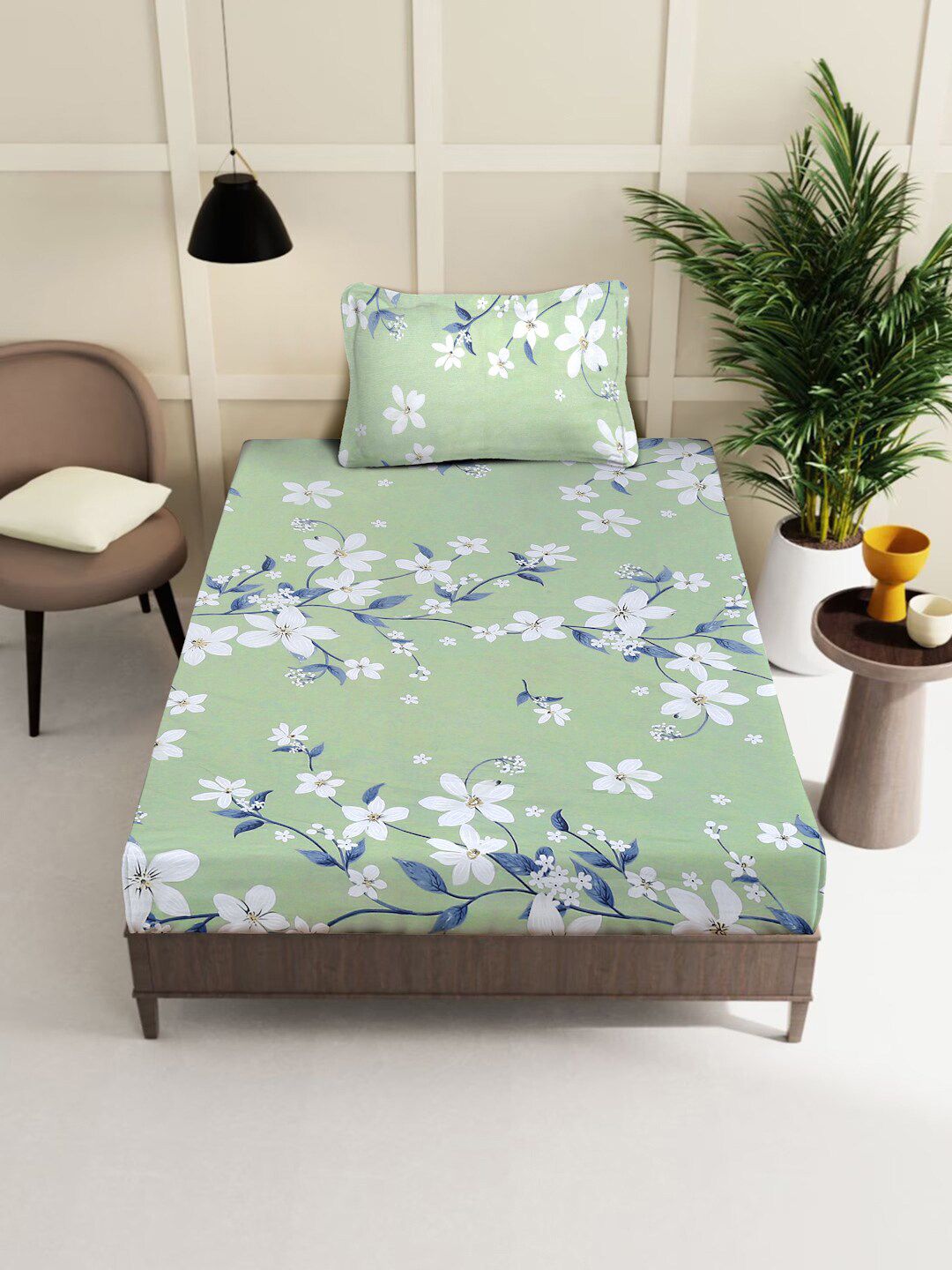 KLOTTHE Green Printed 400 TC Pure Cotton Bedsheet with Pillow Cover