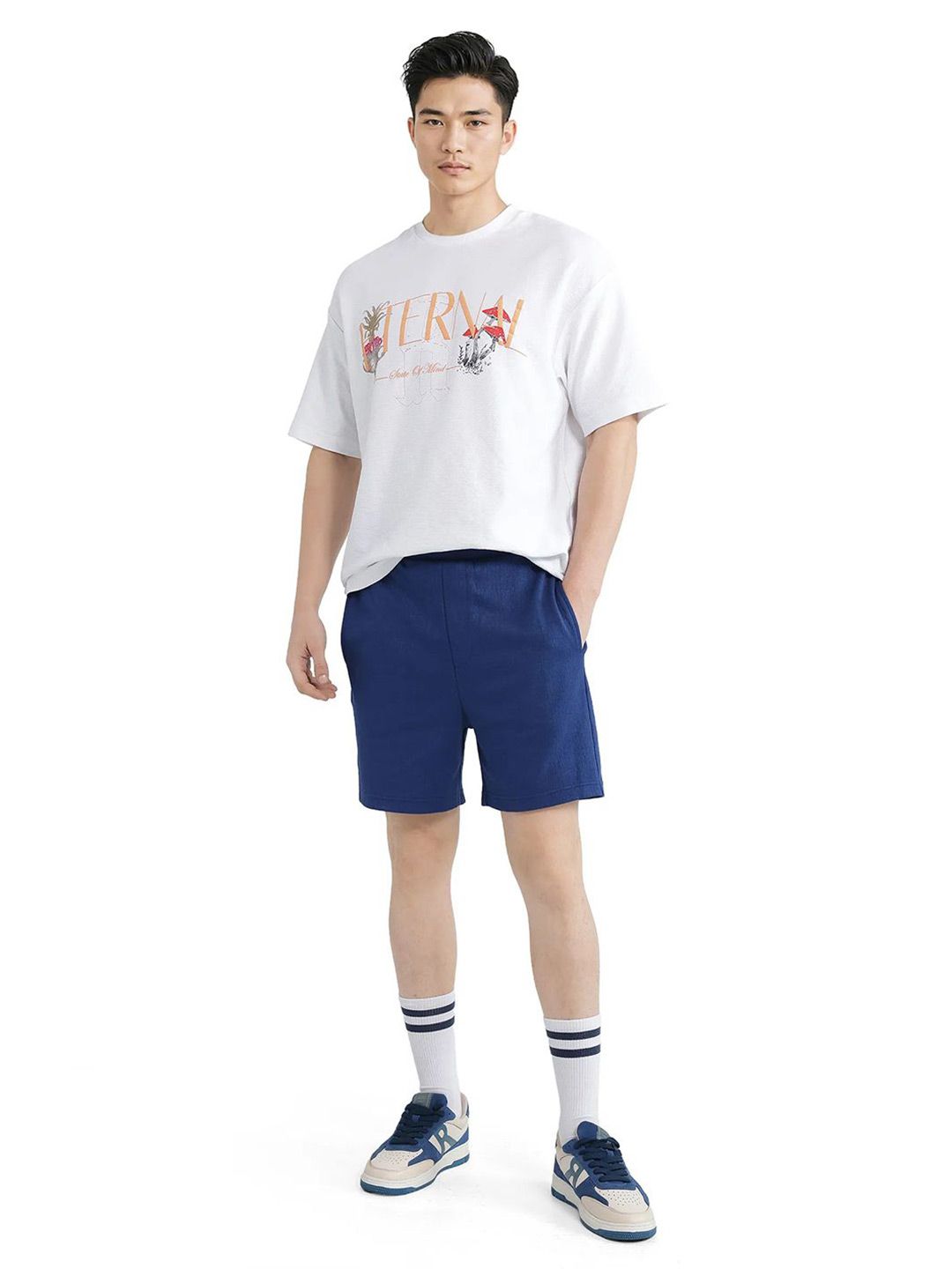 Lelaki Arnab Langka Kelor Primer Blue Mid-Rise Regular Cotton Shorts