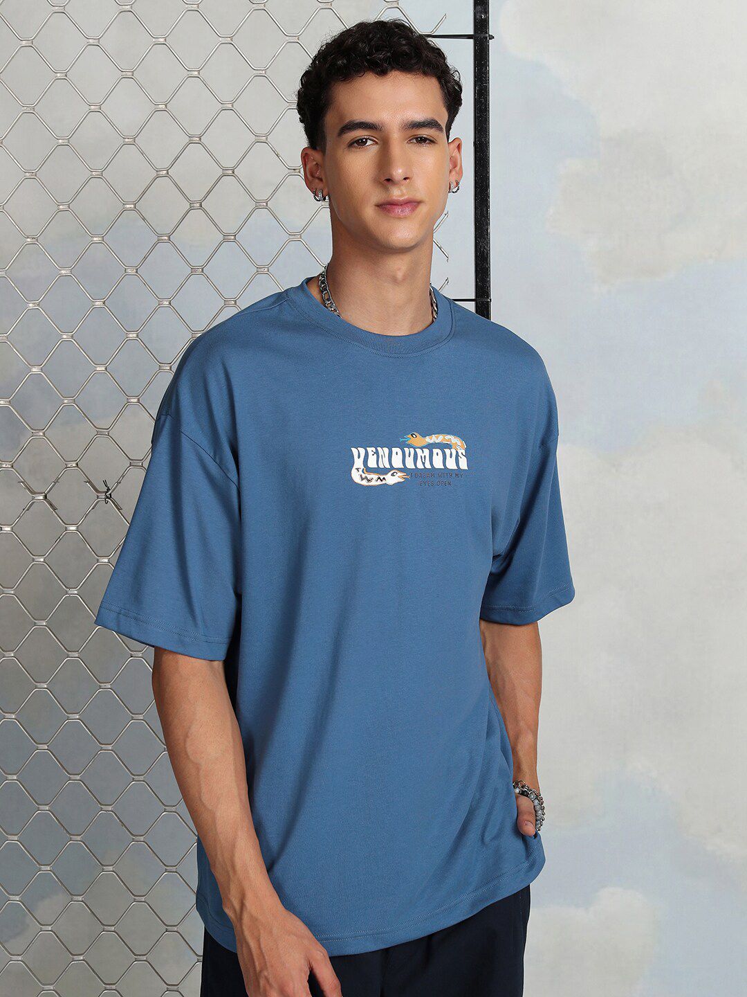 T-Shirt Bercetak Grafik Highlander
