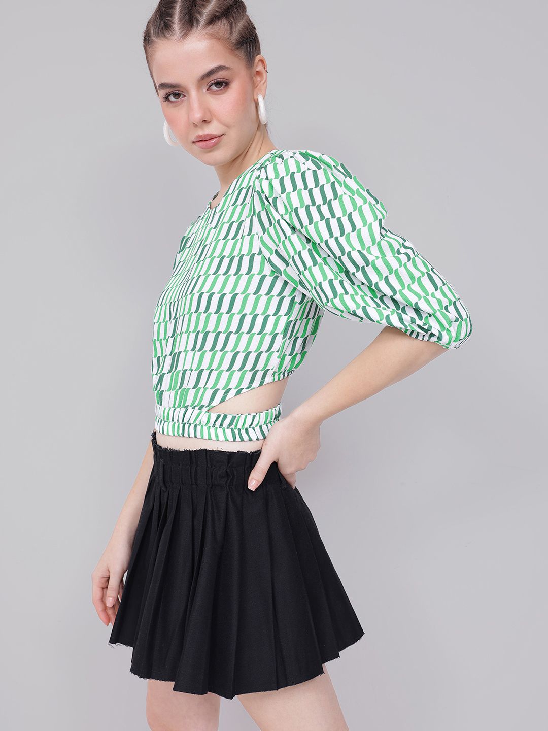 DressBerry Statement Sleeves Cut-Out Crop Top