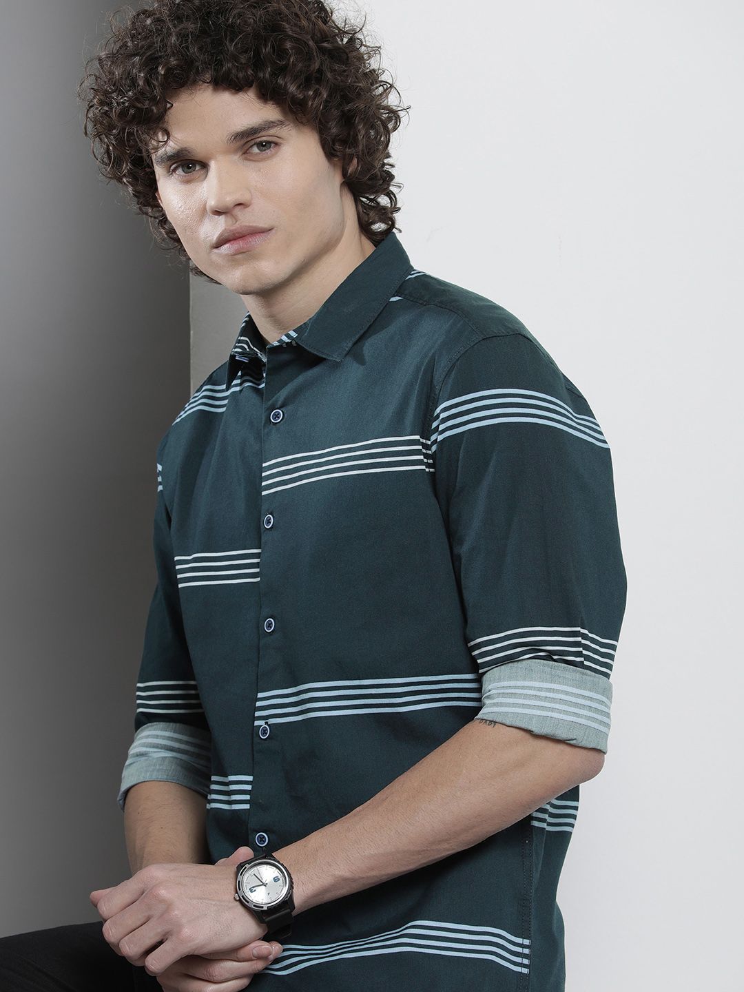The Indian Garage Co Men Regular Fit Striped Casual Shirt