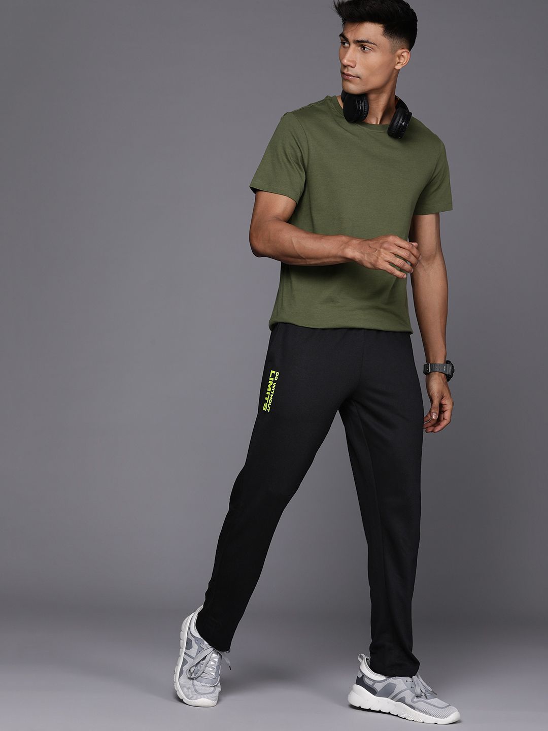 HRX by Hrithik Roshan Men Regular Fit Track Pants