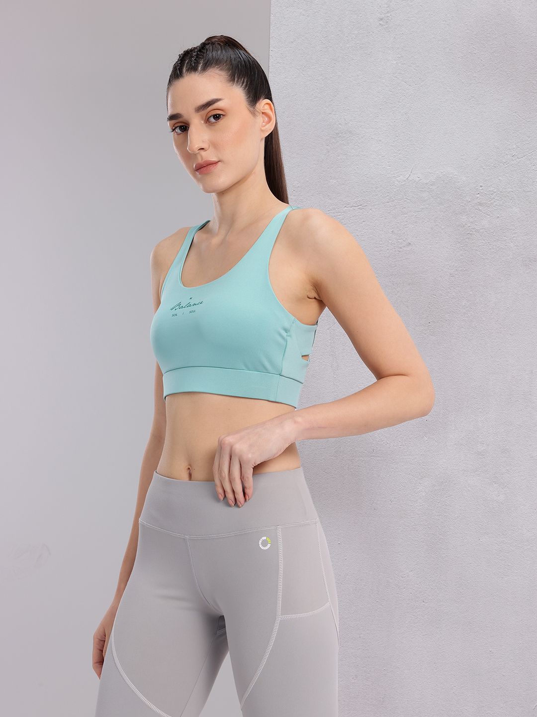 HRX by Hrithik Roshan Lightly Padded Rapid-Dry Styled Back Yoga Bra