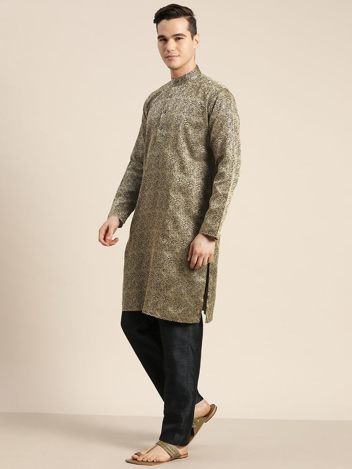 SOJANYA Motif Etnik Kurta