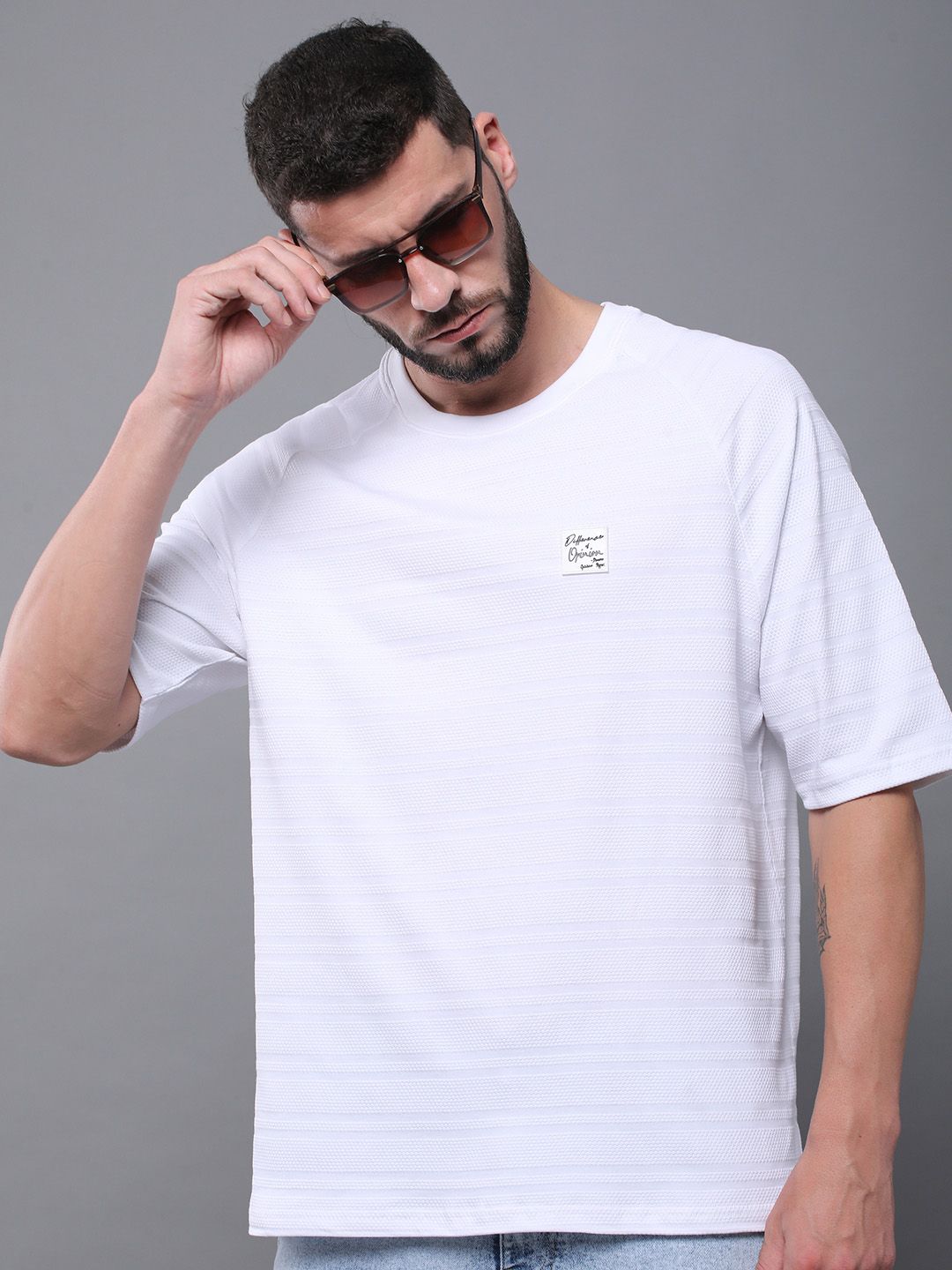 Difference of Opinion Men Solid Popcorn Structure Oversized Raglan T-Shirt
