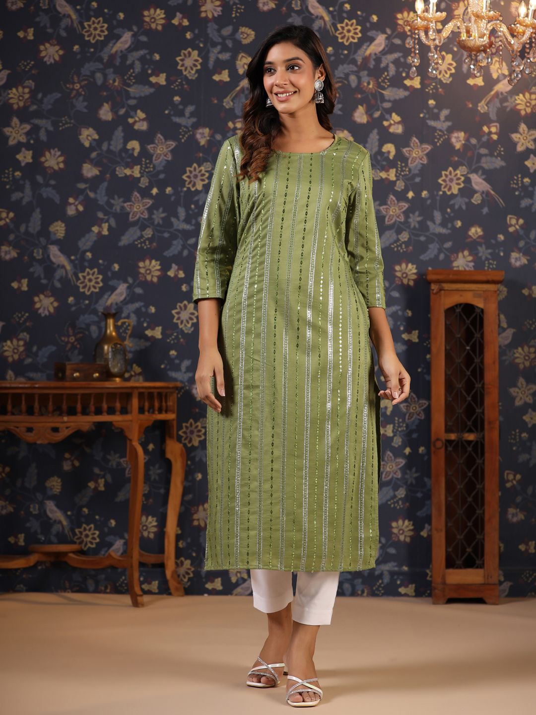 House of Pataudi Ethnic Motifs Embroidered Sequinned Jashn Kurta