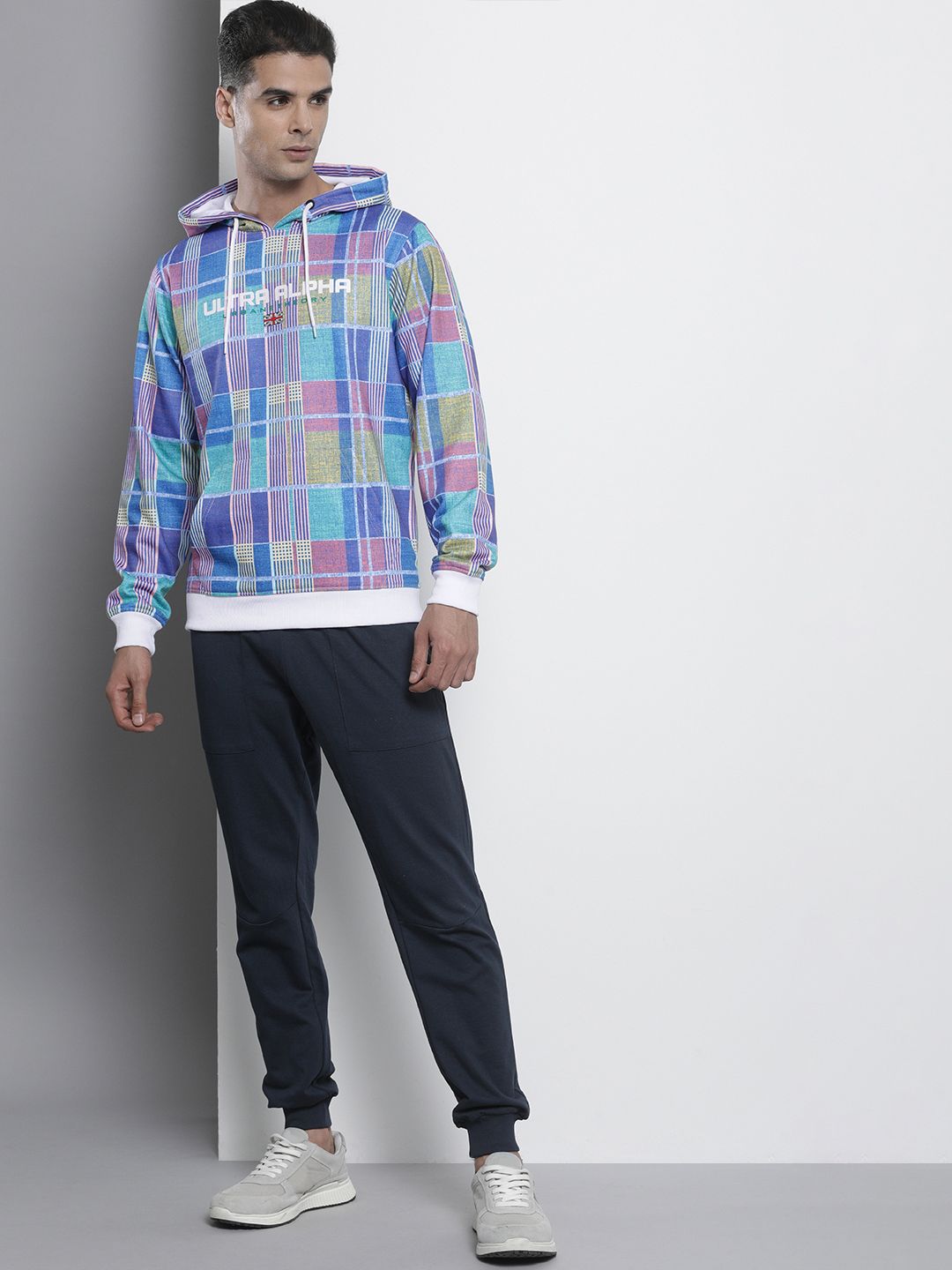 The Indian Garage Co Men Blue Checked Hooded Sweatshirt