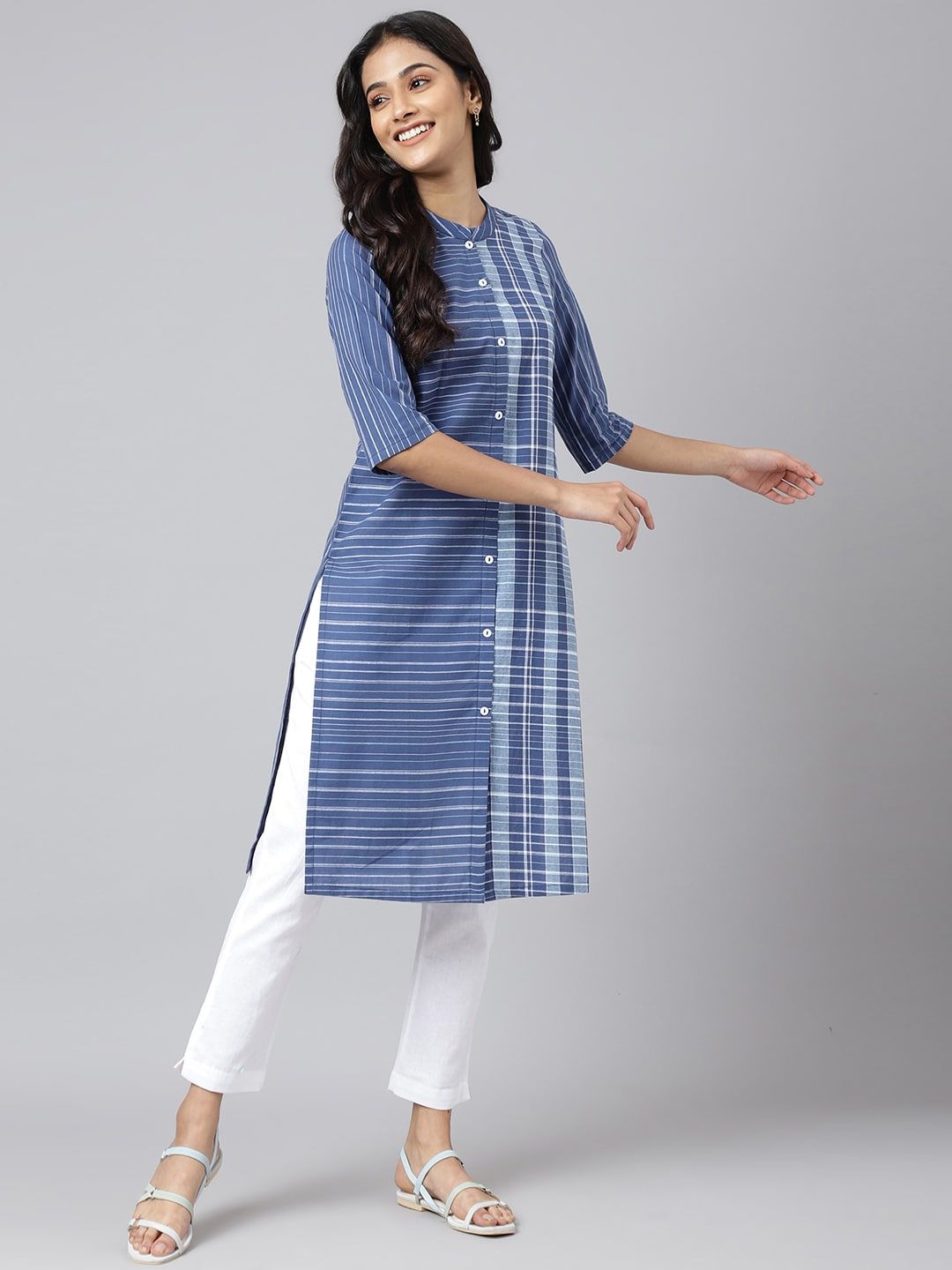 AURELIA Women Blue Printed Mandarin collar Kurta