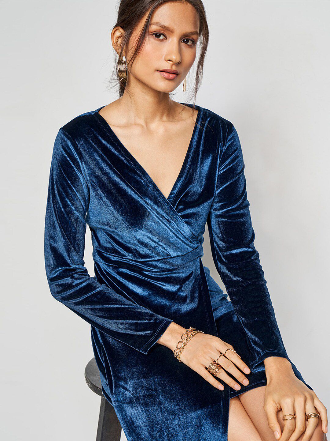 AND V-Neck Long Sleeves Maxi Midi Dress