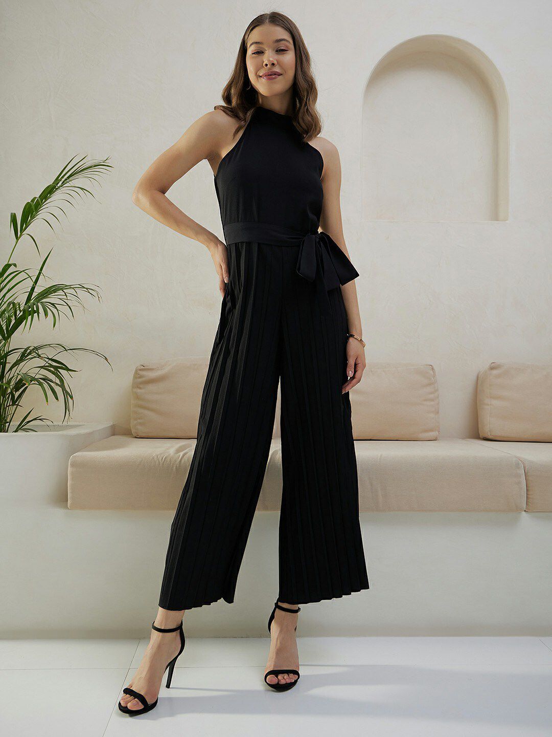 Berrylush Black High Neck Sleeveless Culotte Jumpsuit