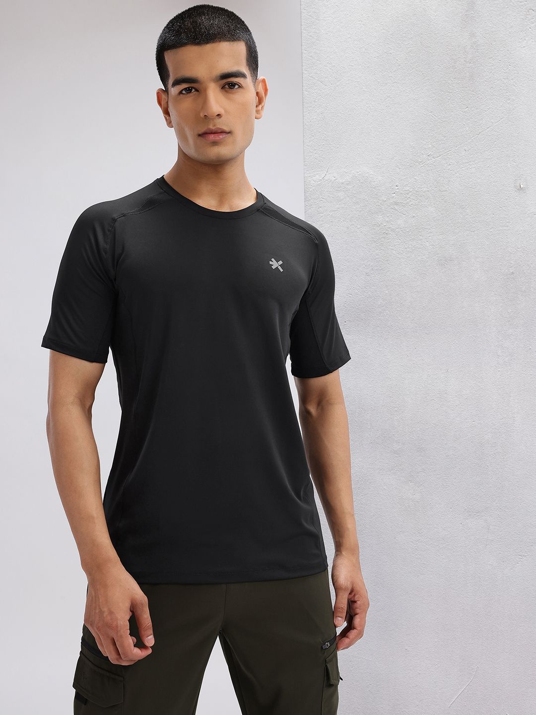 HRX by Hrithik Roshan Men Mesh Detail Training T-shirt