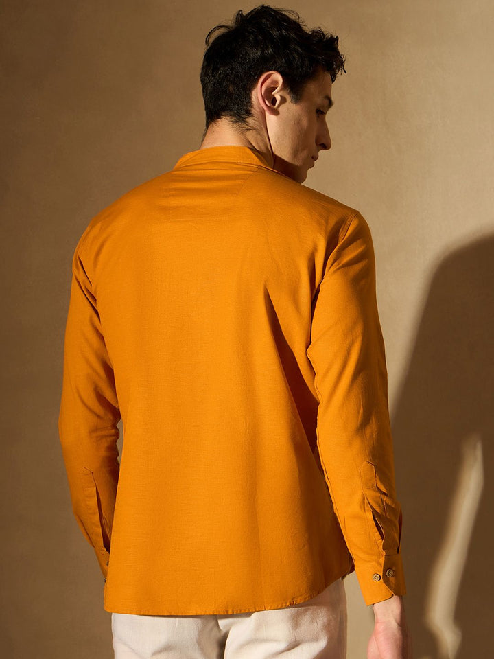 Dennison Men Comfort Orange Slim Fit pendek kurta