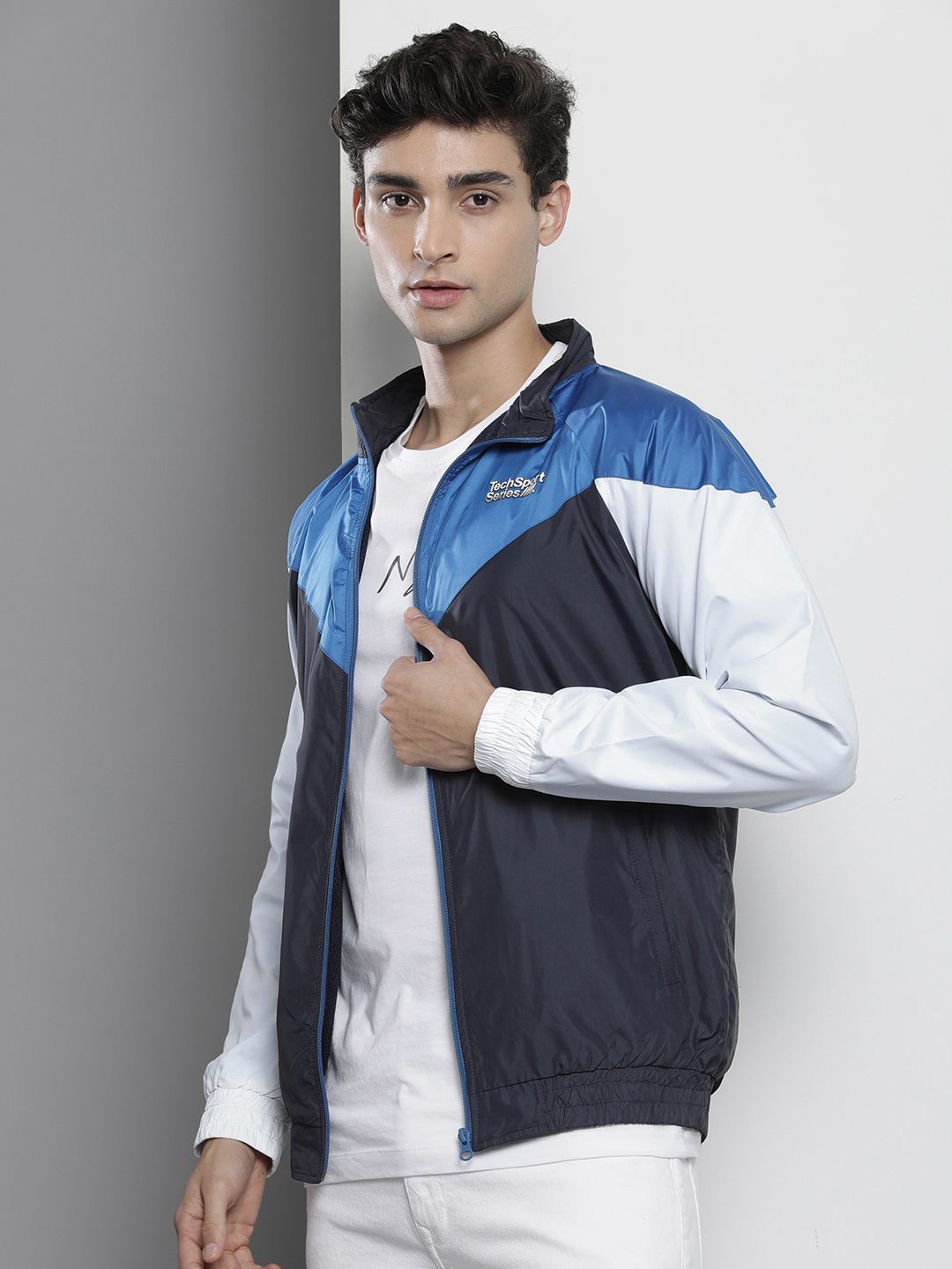 The Indian Garage Co Men Blue & White Colourblocked Windcheater Jacket