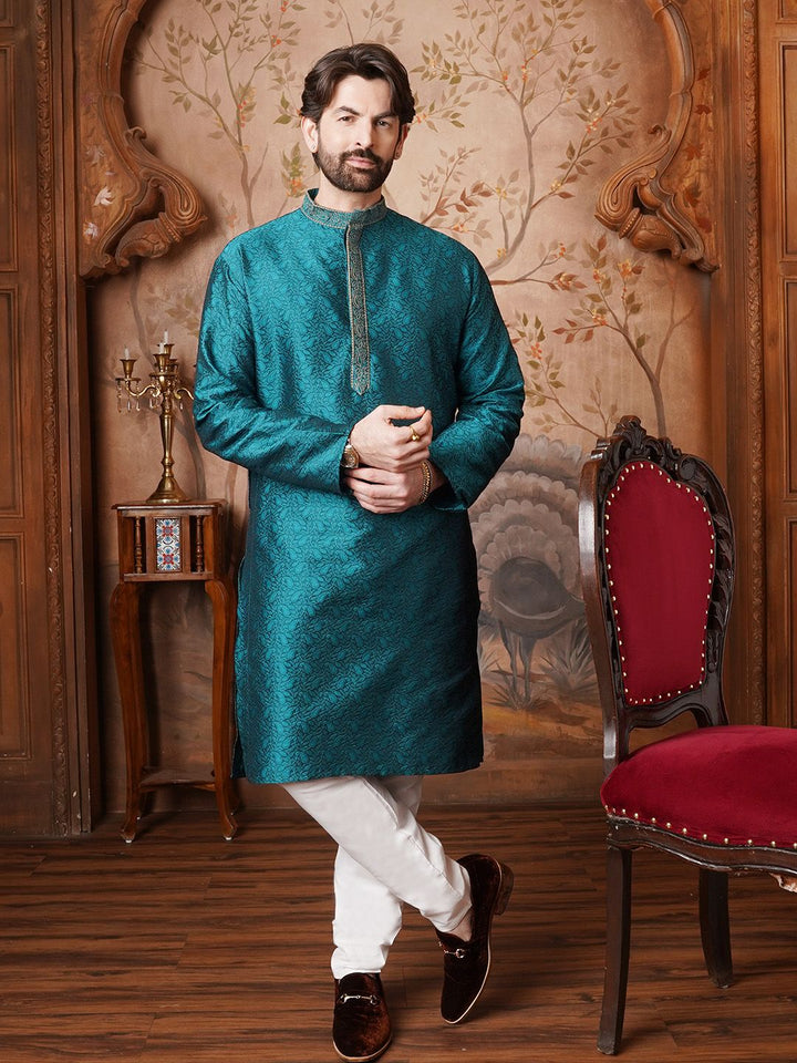 SOJANYA Men Teal Green Woven Design Kurta Lurus