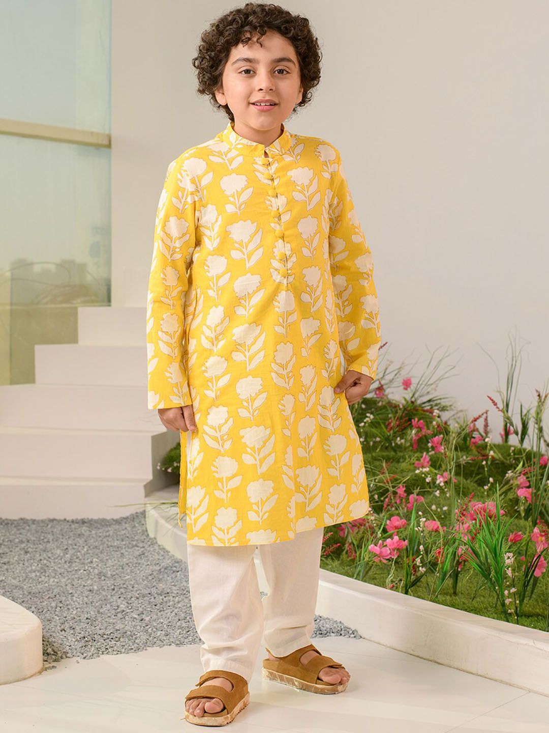 pspeaches Boys Floral Printed Pure Cotton Kurta with Pyjamas