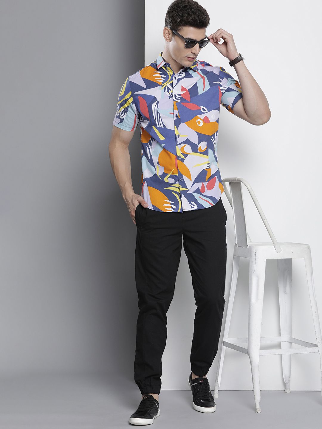The Indian Garage Co Solid Cotton Joggers Trousers