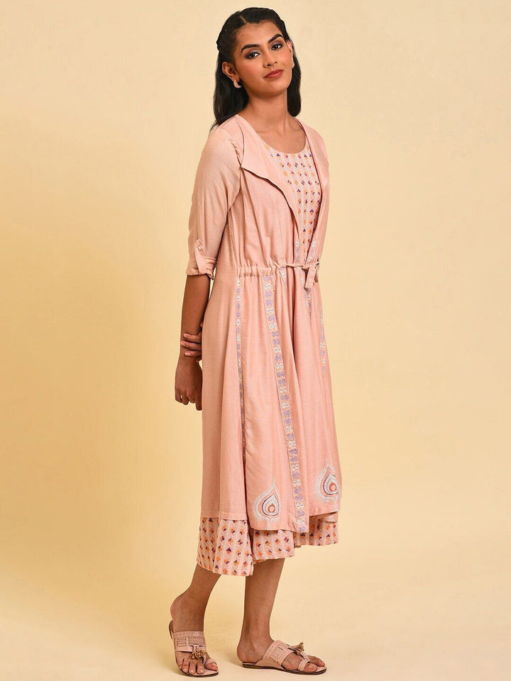 W Round Neck Geometric Printed Fit And Flare Midi Dress