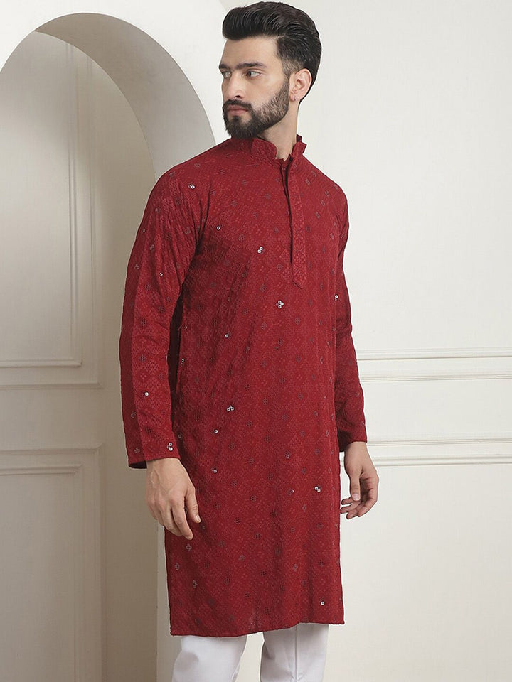 SOJANYA Geometric Mandarin Collar Long Sleeves Thread Work Cotton Kurta
