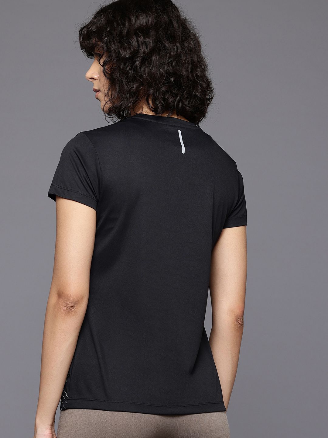 HRX oleh Hrithik Roshan Rapid-Dry Running T-Shirt