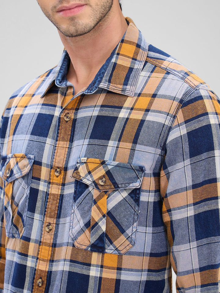 SPYKAR Men Tartan Checks Pocket Detailing Slim Fit Casual Shirt