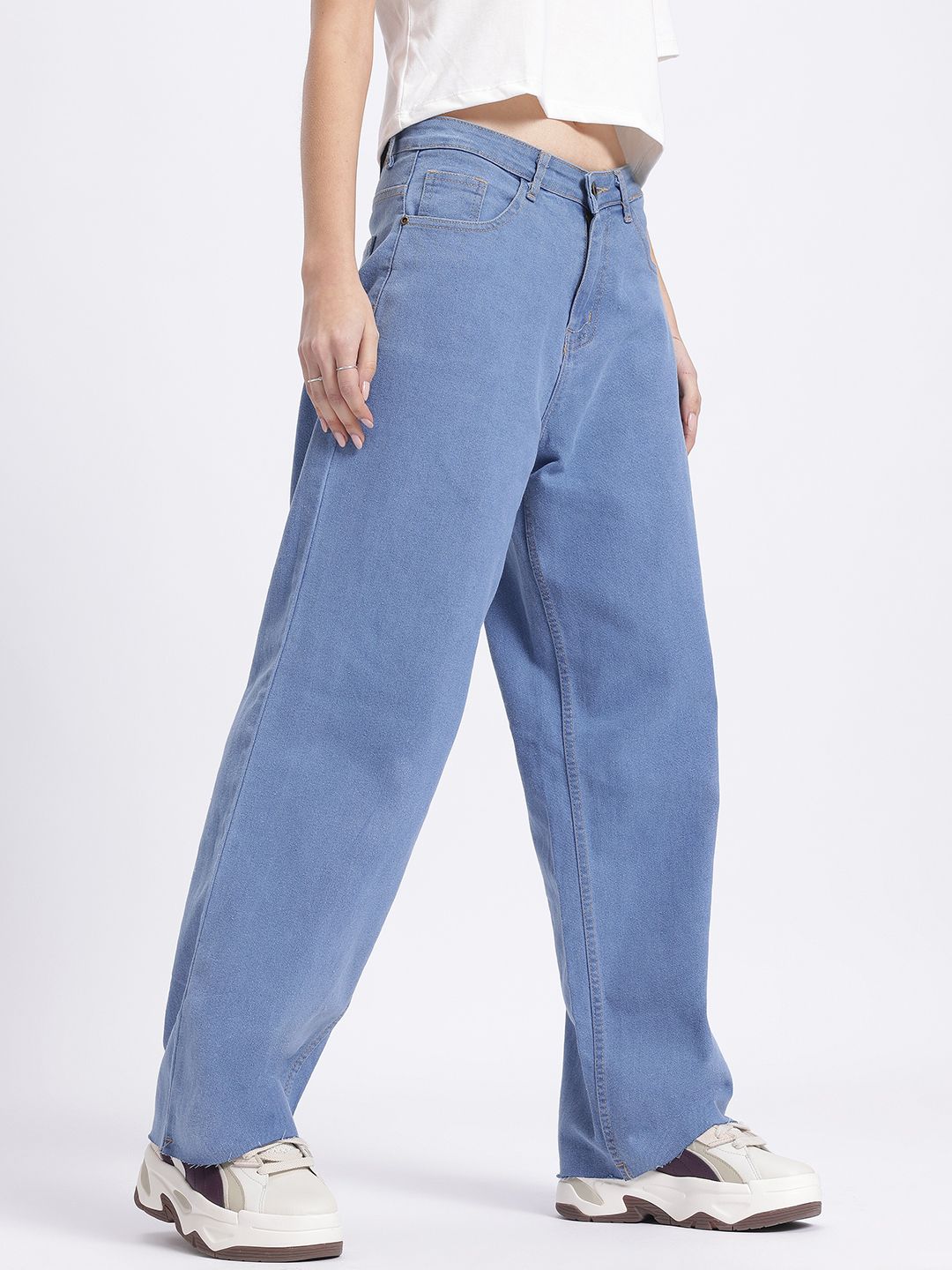 DressBerry Women Urban Vibes Straight Fit Jeans