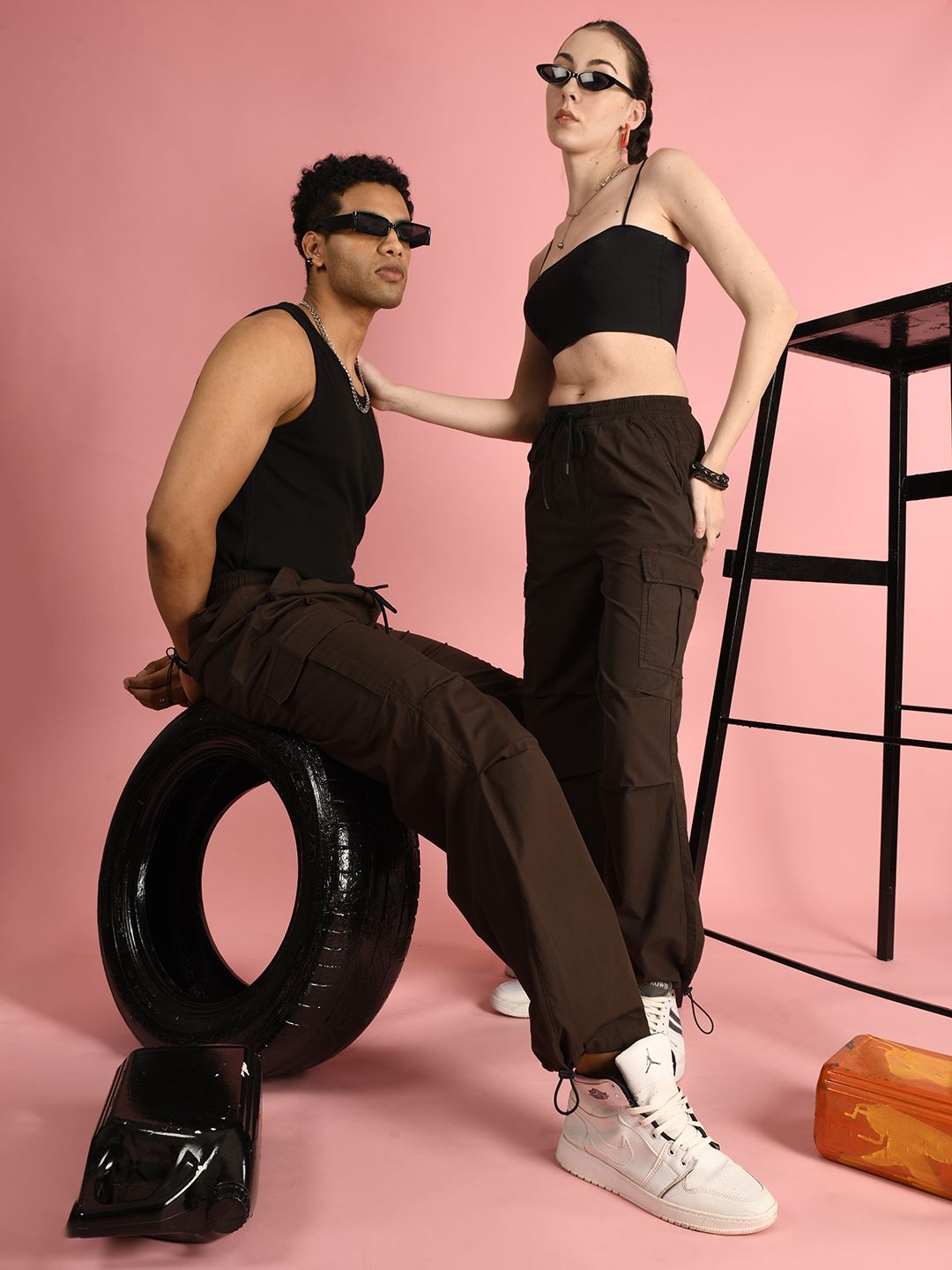 Bene Kleed Men Classic Loose Fit Cargos Trousers