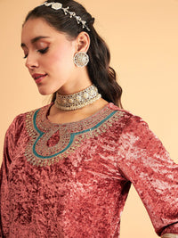 Shae by SASSAFRAS Ethnic Motifs Yoke Design Thread Work Velvet Kurta