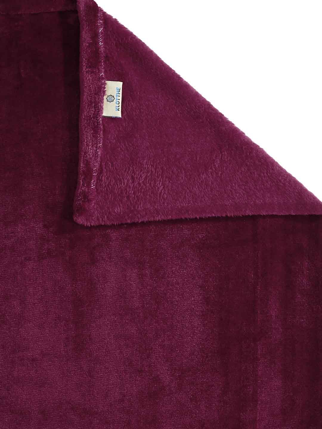 KLOTTHE Maroon Solid 300 TC Woolen Bedsheet Single dengan 1 Sarung Bantal