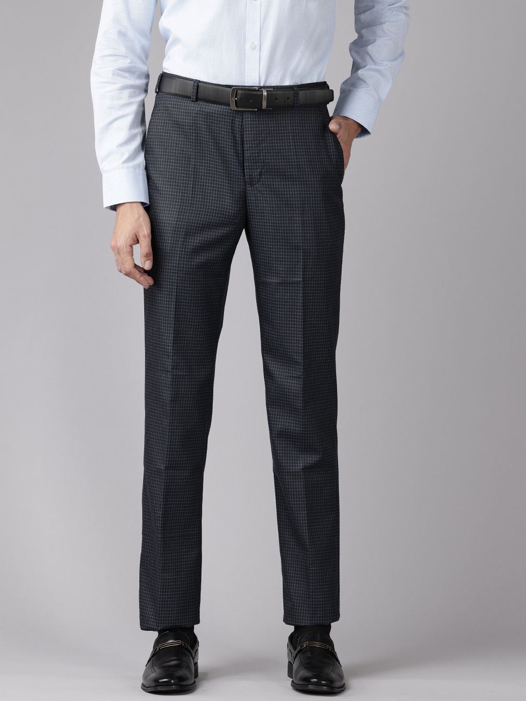 Park Avenue Men Checker Printed Formal Trousers