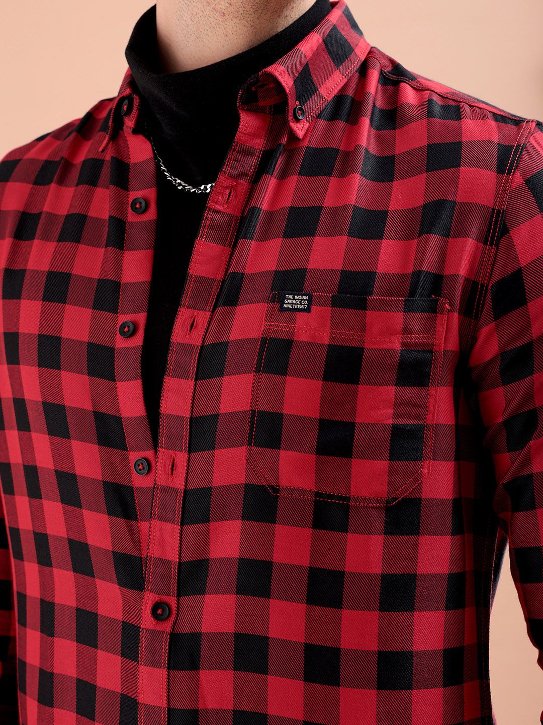 The Indian Garage Co Men Red & Black Slim Fit Checked Pure Cotton Casual Shirt