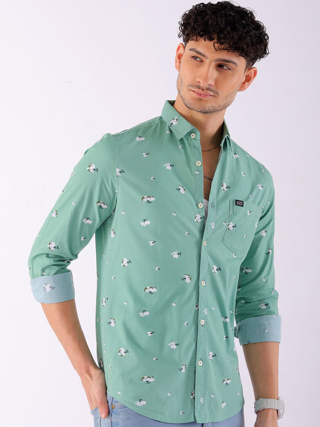 The Indian Garage Co Men Regular Fit Floral Printed Casual Shirt