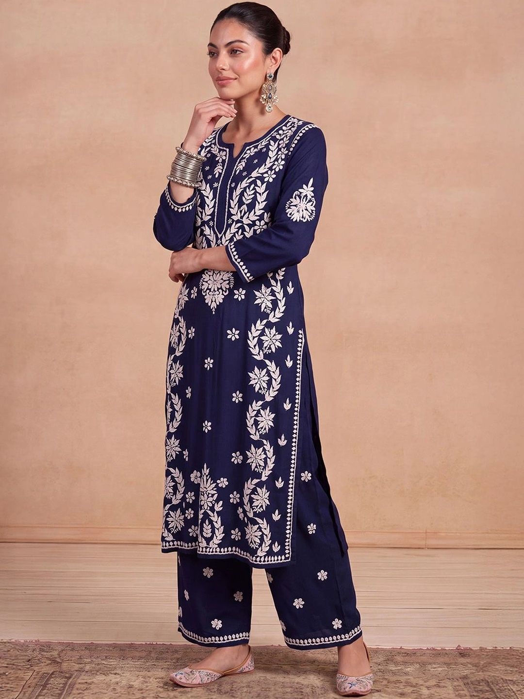 House of Chikankari Women Floral Embroidered Regular Chikankari Kurta with Palazzos