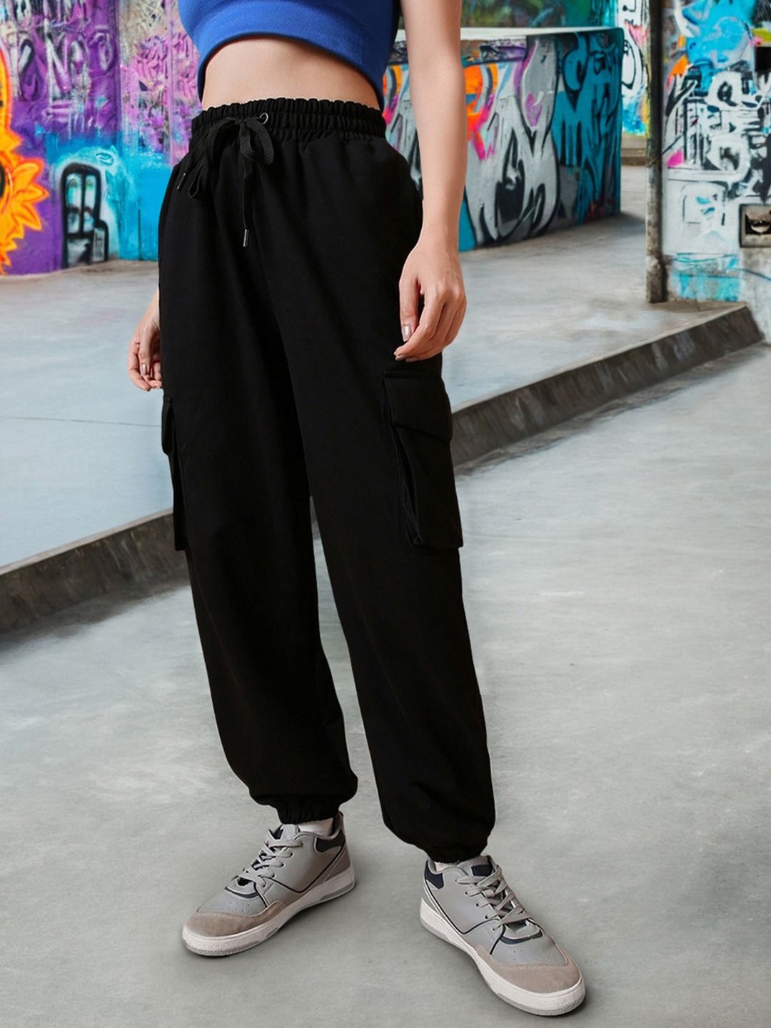 Bewakoof Air 1.0 Women Super Loose Fit Cargo Joggers