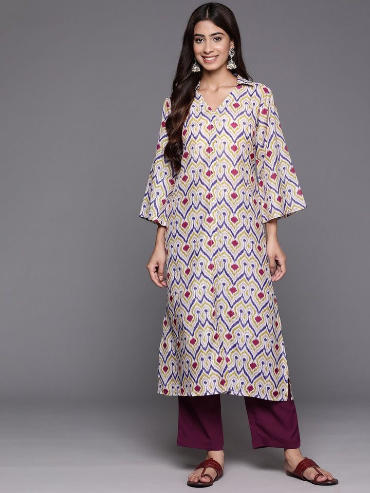 Varanga Abstract Woven Design Flared Kurta with Trousers