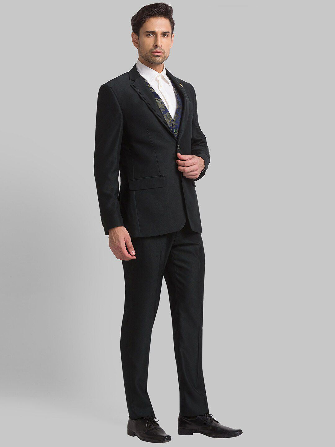 Raymond Men Single-Breasted Three-Piece Formal Suit