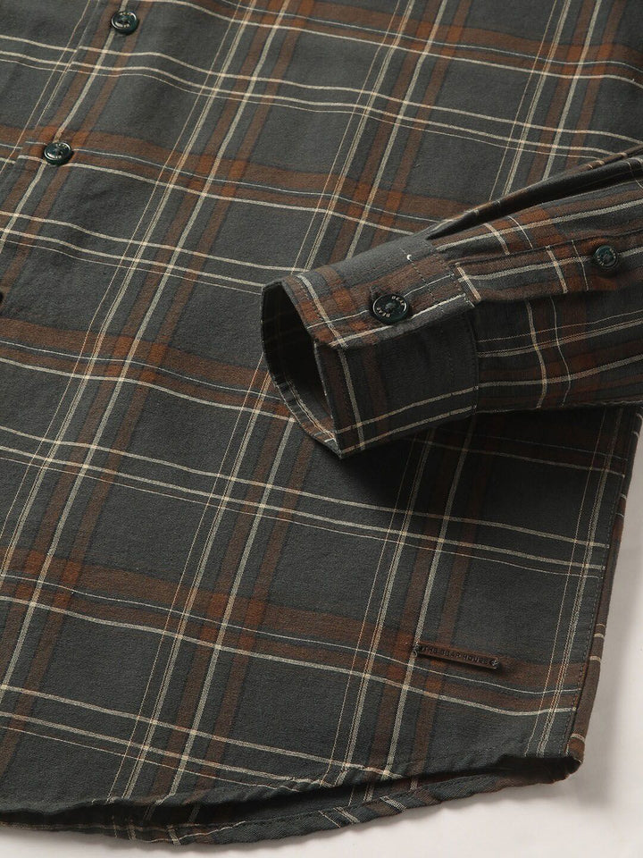 THE BEAR HOUSE Slim Fit Gingham Checked Pure Cotton Casual Shirt