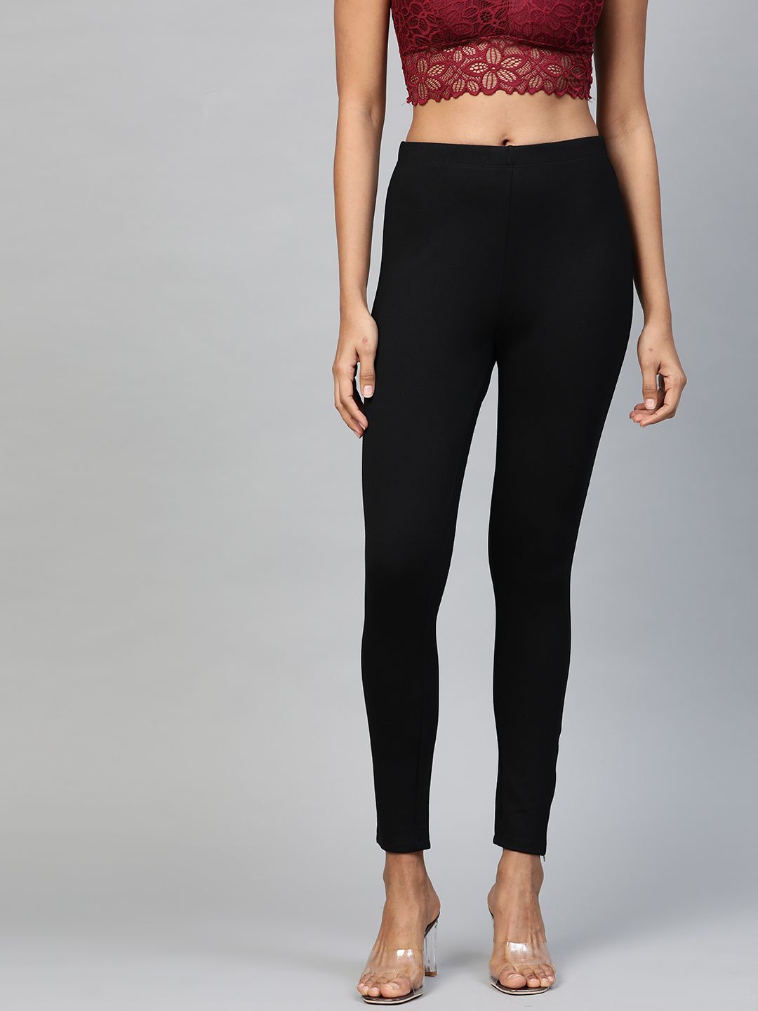 SASSAFRAS Women Black Slim Fit Solid Zip Hem Cropped Treggings