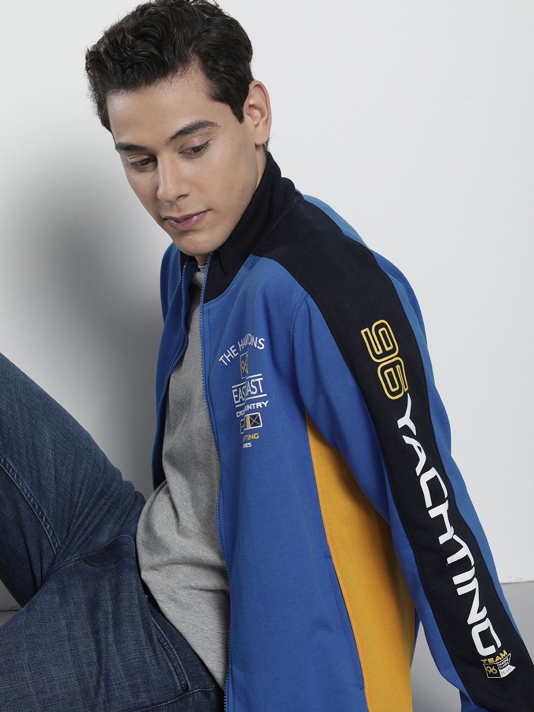 The Indian Garage Co Men Colourblocked Sweatshirt