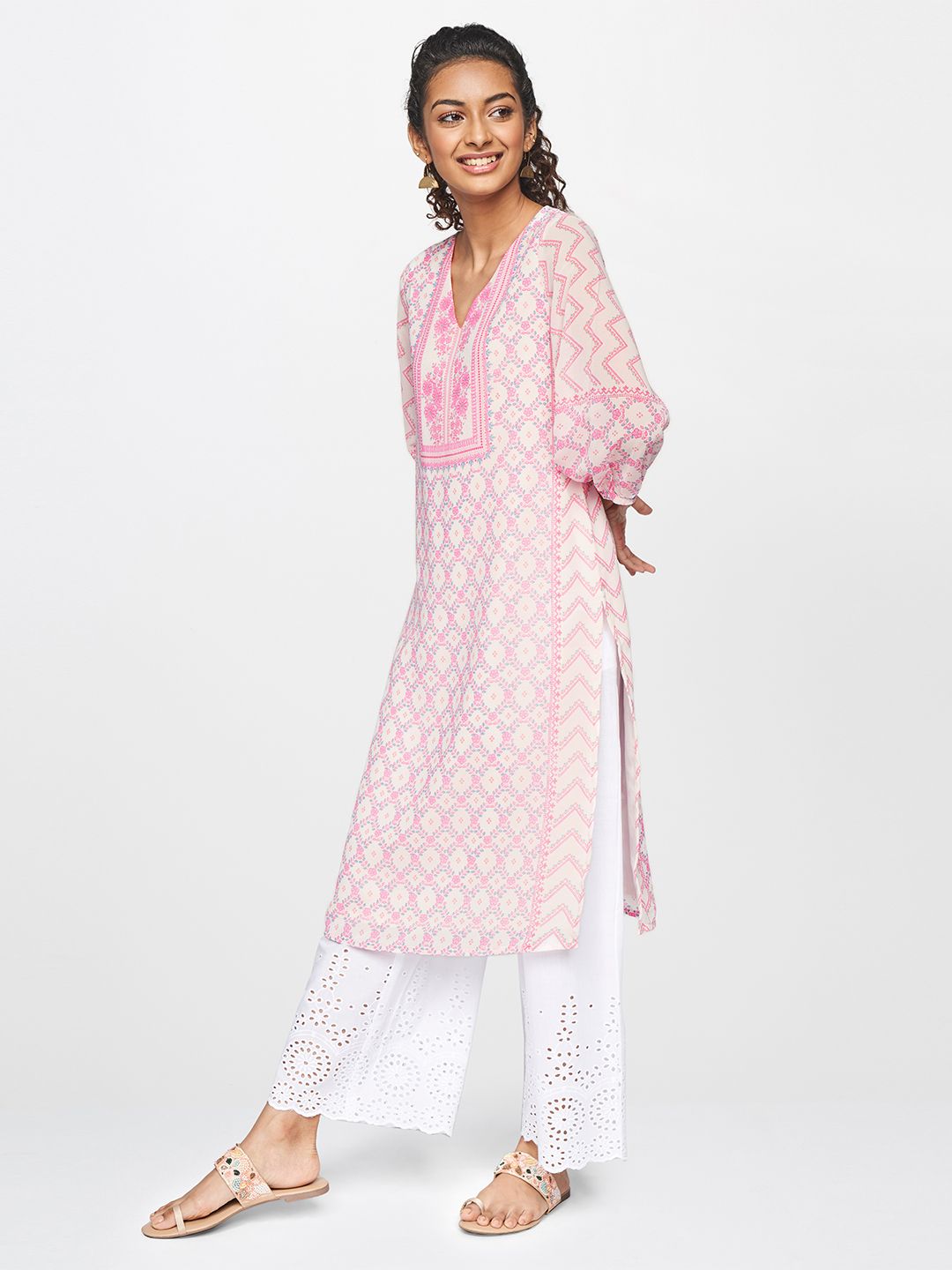Global Desi Women Cream-Coloured & Pink Floral Printed V-Neck Straight Kurta